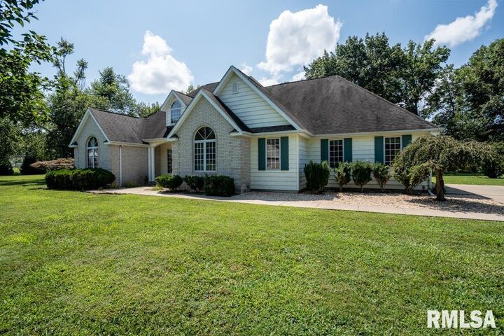 Property Photo: 15 Timber Creek Drive IL 62948