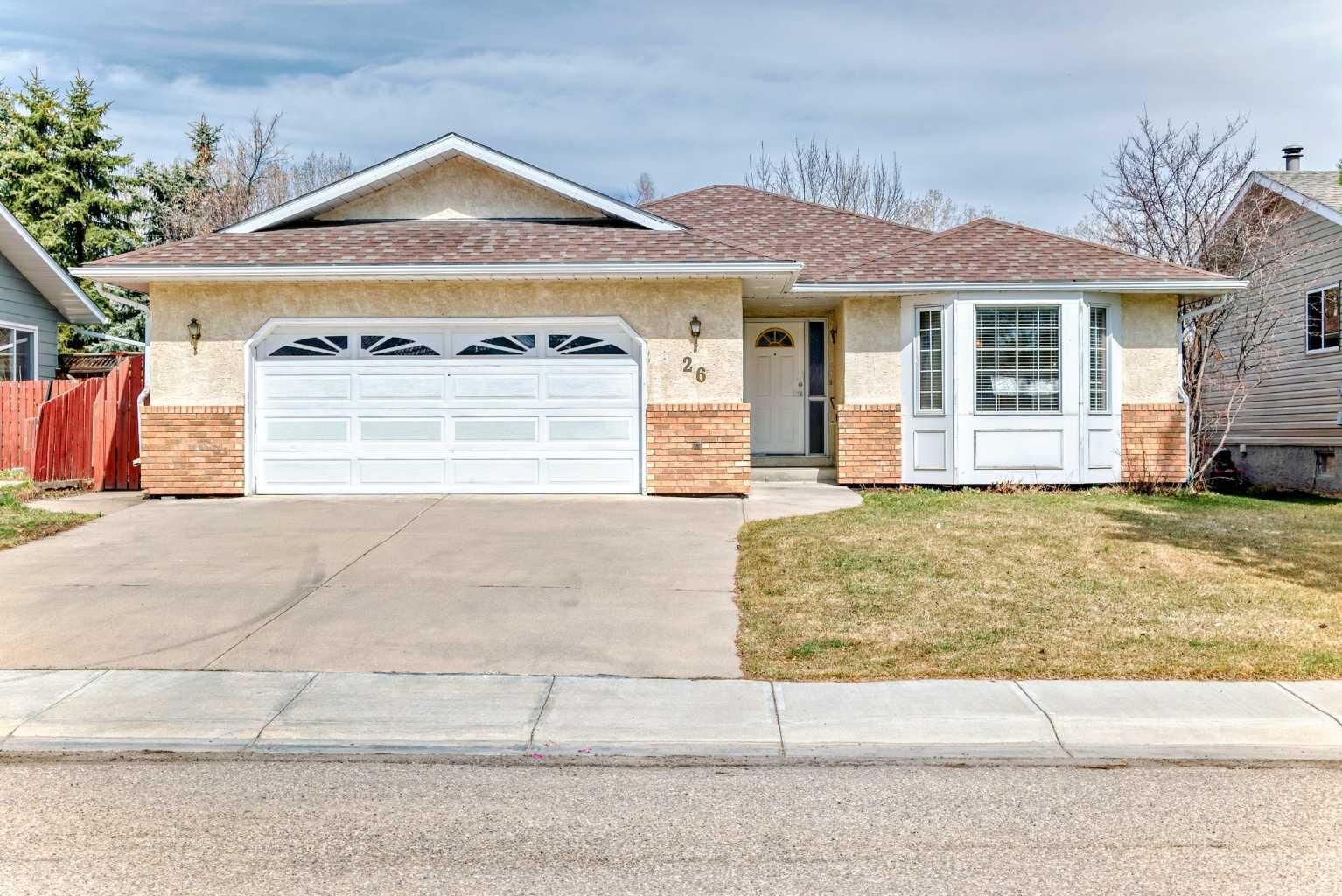 Property Photo: 26 Westheights Crescent AB T0M 0W0