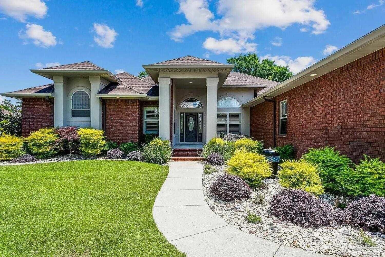 Property Photo:  8594 Foxtail Loop  FL 32526 