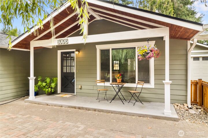Property Photo: 1006 Linwood Avenue SW WA 98512