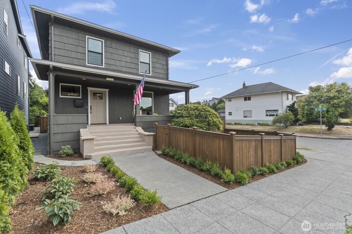 Property Photo: 101 N 51st Street WA 98103