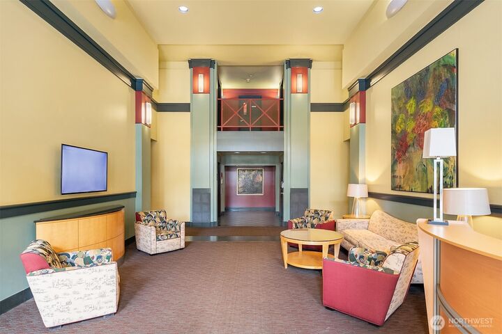 Property Photo: 2414 1st Ave 709 WA 98121