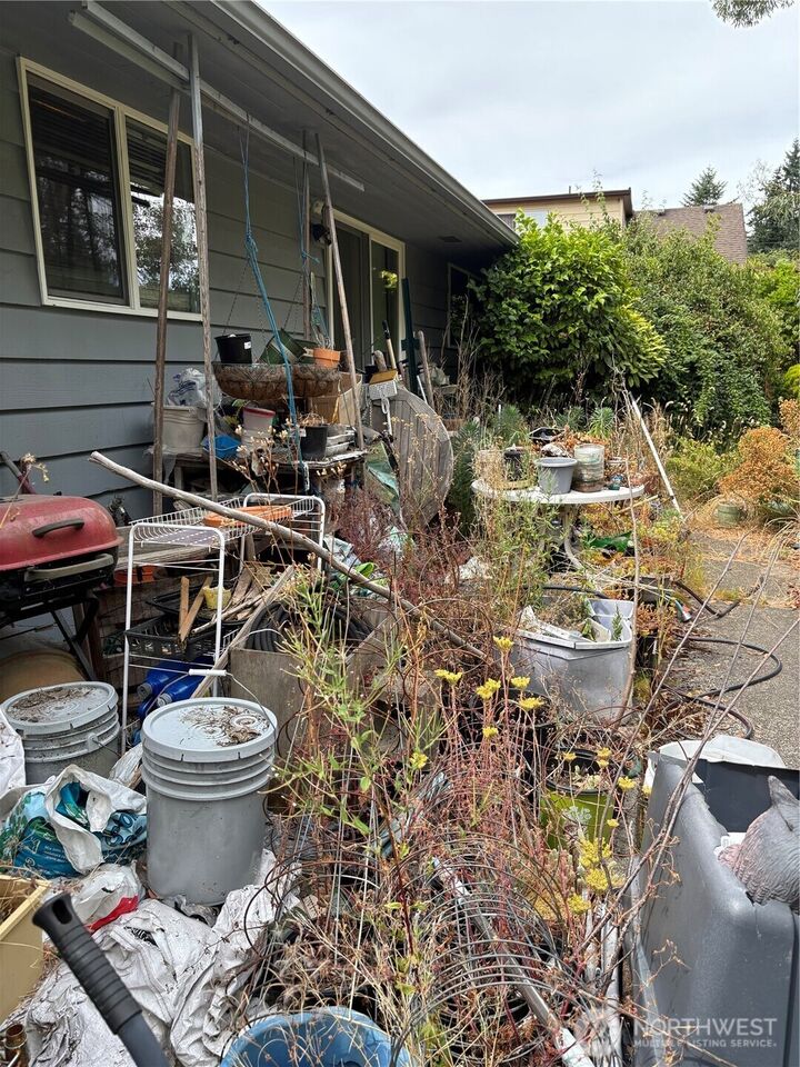 Property Photo: 3808 S 250th Street WA 98032