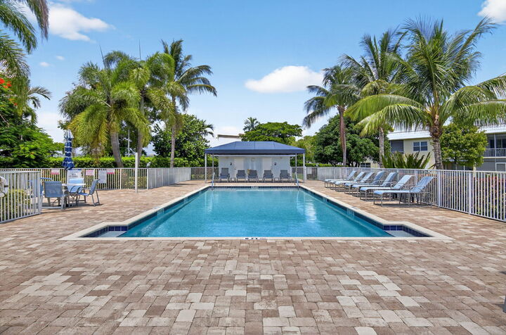 Property Photo: 9886 Marina Boulevard 622 FL 33428