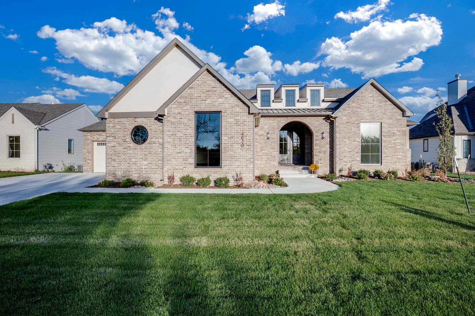 Property Photo:  4620 N Ridge Port St.  KS 67205 