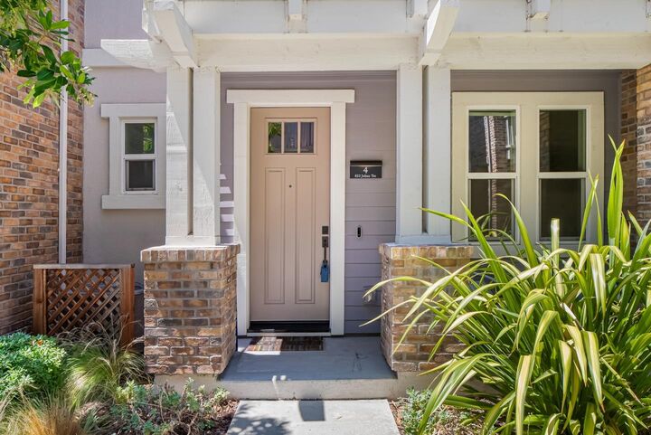Property Photo:  822 Julian Terrace 4  CA 94085 