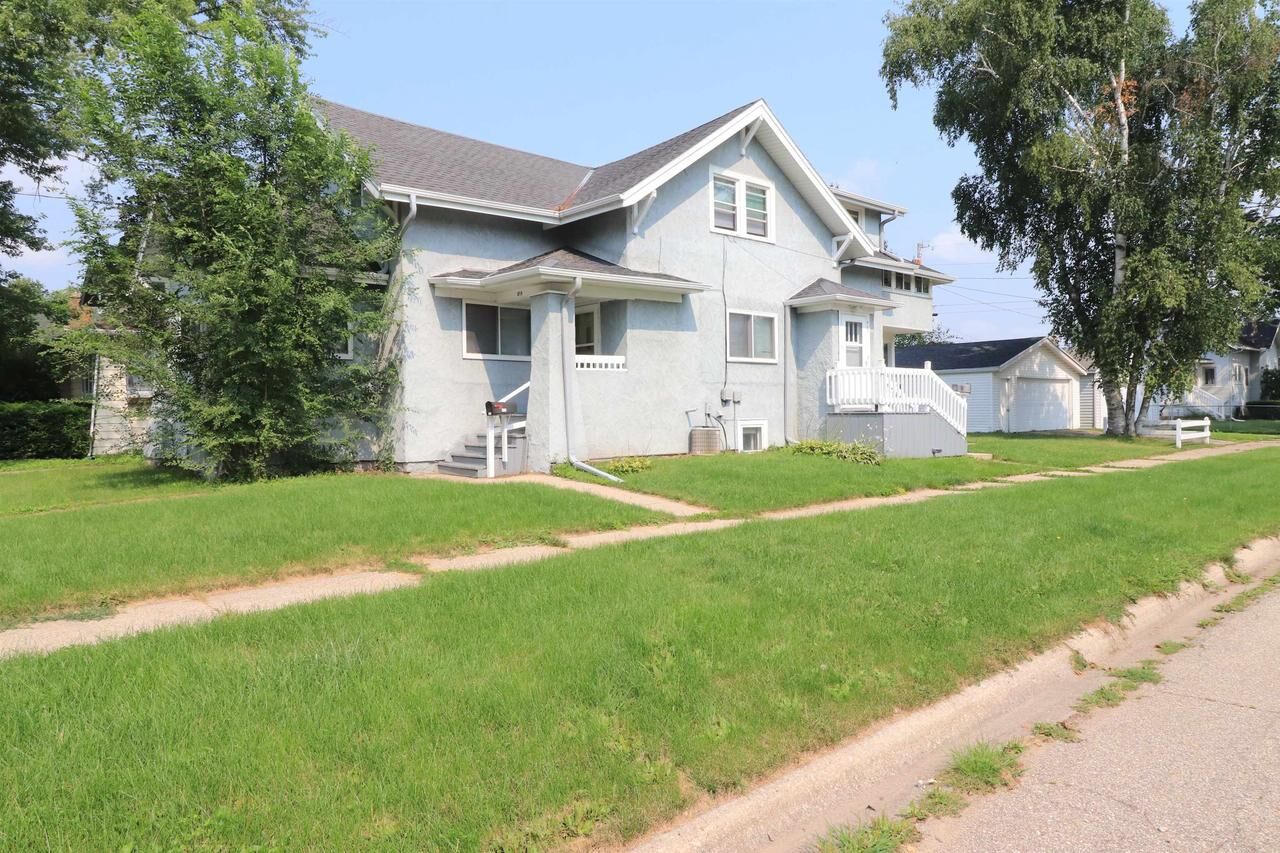 Property Photo: 875 Blaine Avenue WI 53545