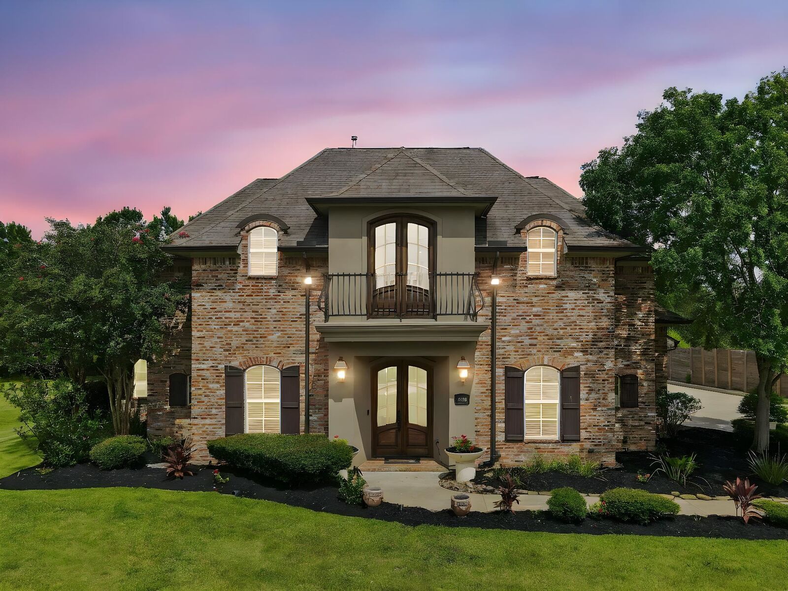 Property Photo: 5330 Manion Way TX 77657