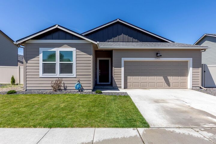 11911 N Greene St  Mead WA 99021 photo
