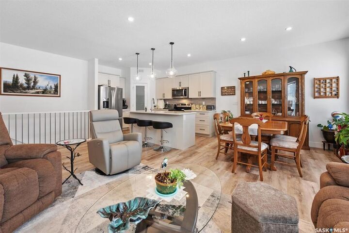 Property Photo: 310 Evergreen Boulevard 4 SK S7W 0Z1