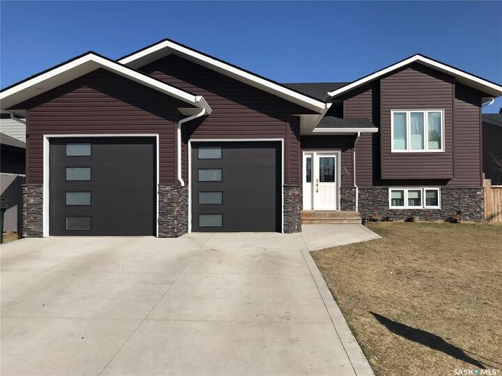 Property Photo:  857 Madsen Place  SK S6V 2L6 