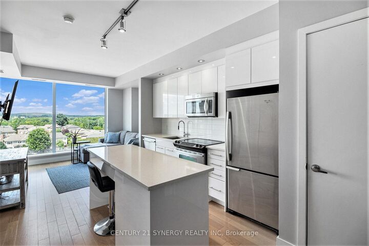 Photo de la propriété: 360 Patricia Avenue 607 ON K1Z 0A8