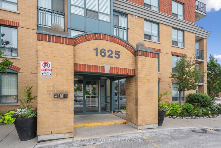 Property Photo: 1625 Pickering Parkway 204 ON L1V 6Z6