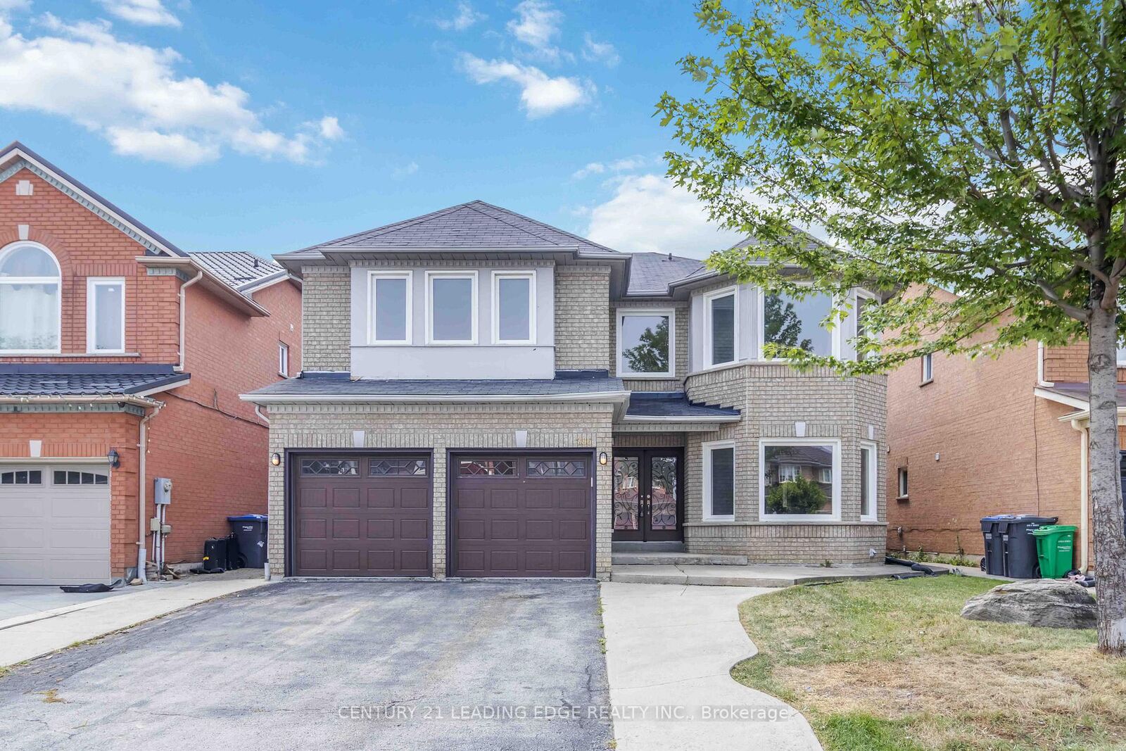 Photo de la propriété: 286 Fernforest Drive ON L6R 1B6