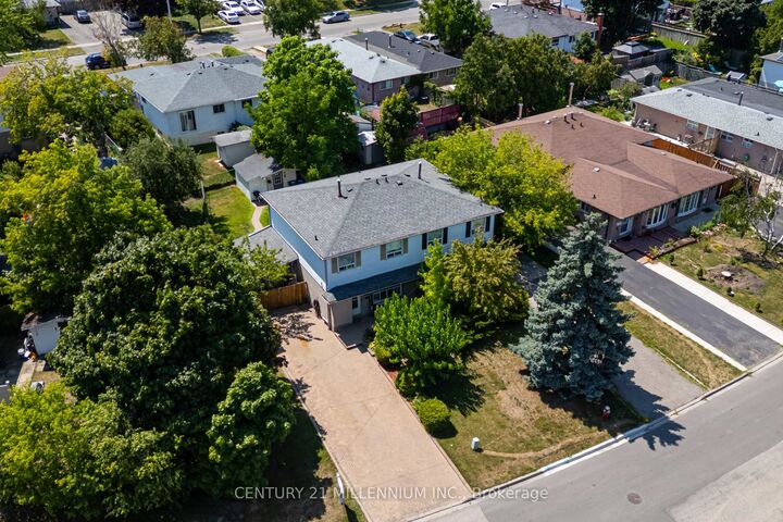 Photo de la propriété: 10 Greenwood Crescent ON L6S 1T3