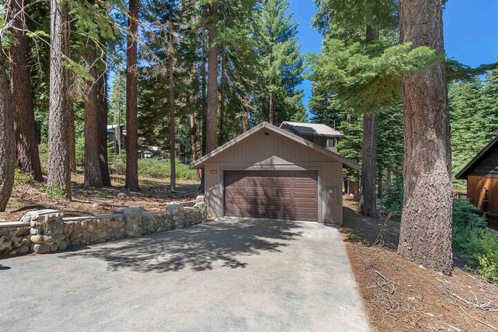 Property Photo:  1337 Kings Way  CA 96145-9811 