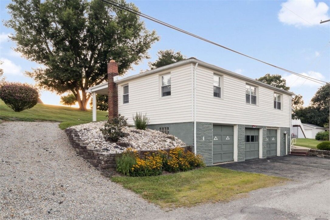 Property Photo: 265 Hickory St PA 15678