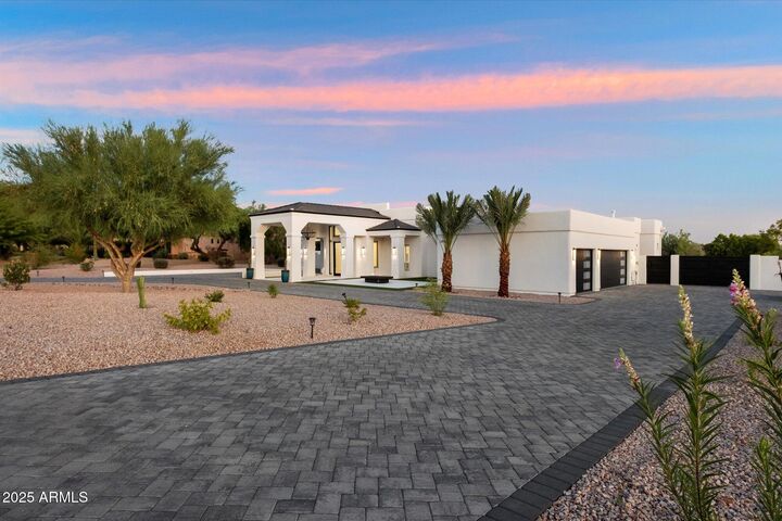 Property Photo: 12955 E Gold Dust Avenue AZ 85259