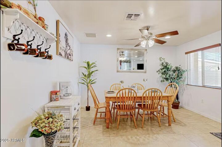 Property Photo: 2412 N 36th Place Front AZ 85008