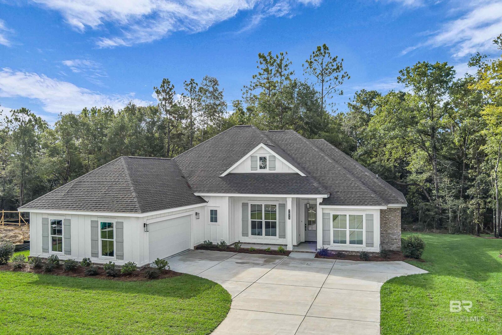 Property Photo: 7873 Elderberry Drive AL 36527