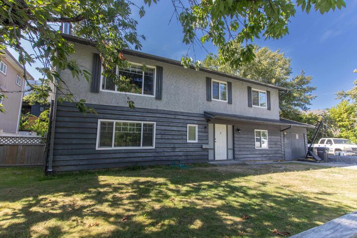 38069 Fifth Avenue — photo 1