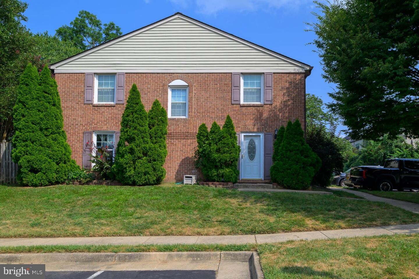 Property Photo:  5747 Independence Circle 5747  VA 22312 