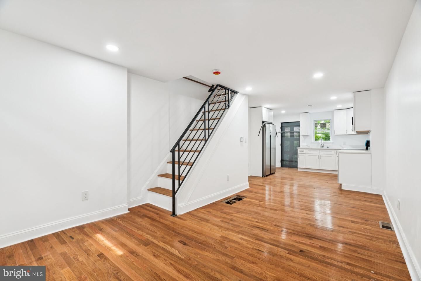 Property Photo:  4450 Elizabeth Street  PA 19124 