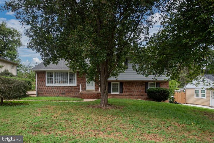 Property Photo: 209 Stonewall Drive VA 22401