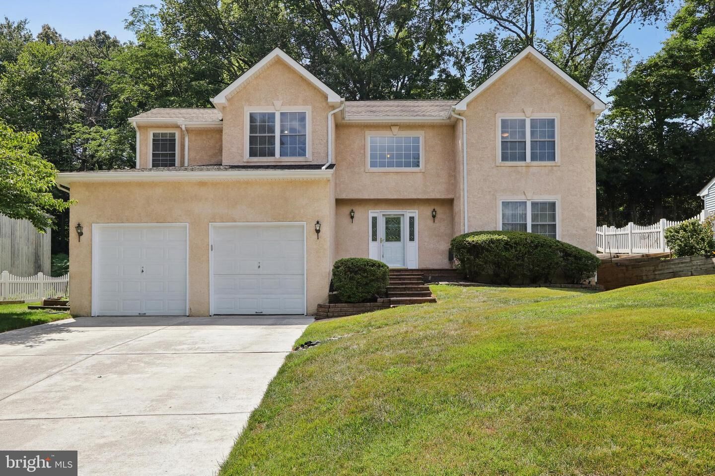 Property Photo: 8 Fountain Court NJ 08034