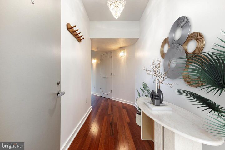 Property Photo: 2101 Market Street 1707 PA 19103