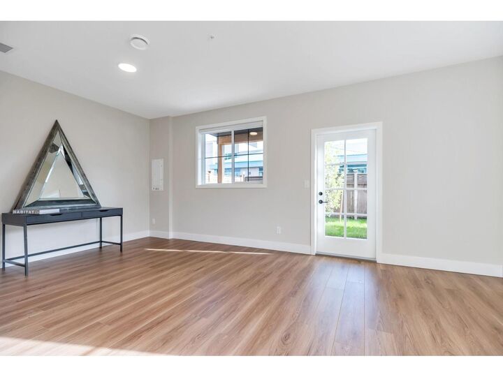 Property Photo: 6590 Fern Street 8 BC V2R 2Z7