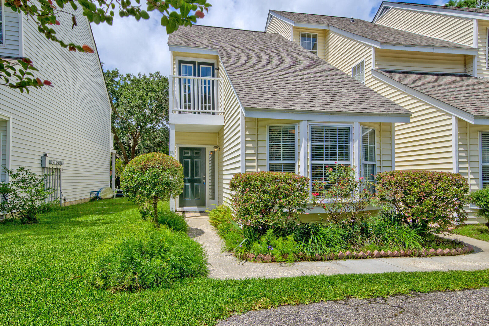 Property Photo:  15 Townpark Lane # A  SC 29412 