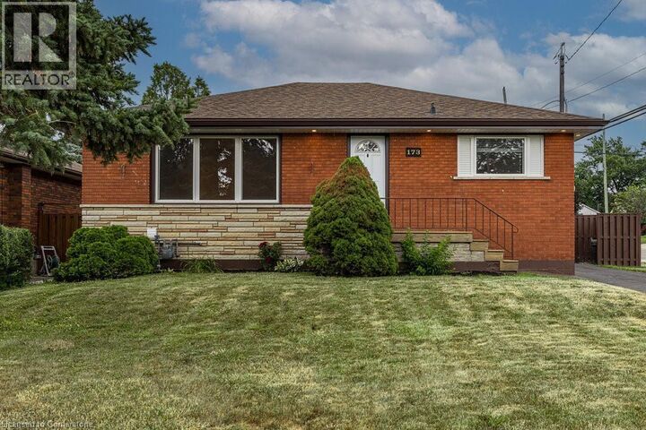 Photo de la propriété:  173 West 32nd Street  ON L9C 5H1 