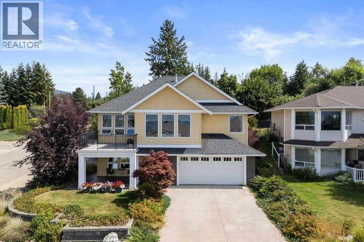Photo de la propriété: 1320 12 Street BC V1E 2R6