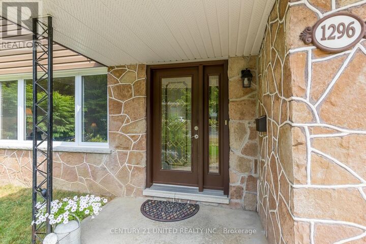 Property Photo:  1296 Edmison Drive  ON K9H 6V3 