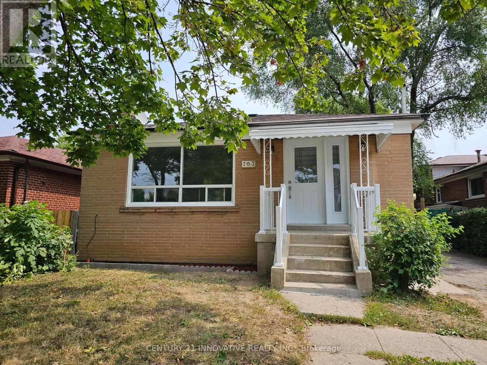Property Photo: 703 Midland Avenue South ON M1K 4E3