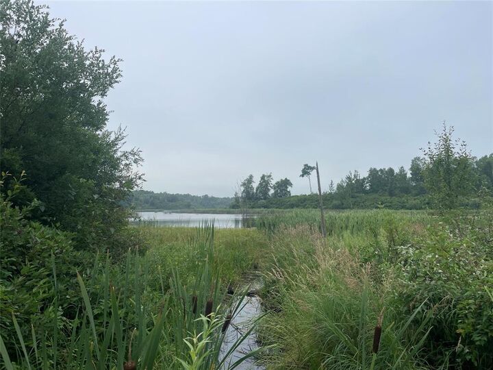 Photo de la propriété:  Unknown  MB R0J 1V0 