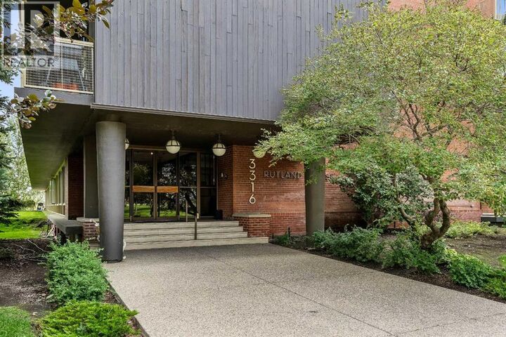 Property Photo:  3316 Rideau Place Southwest  AB T2S 1Z4 