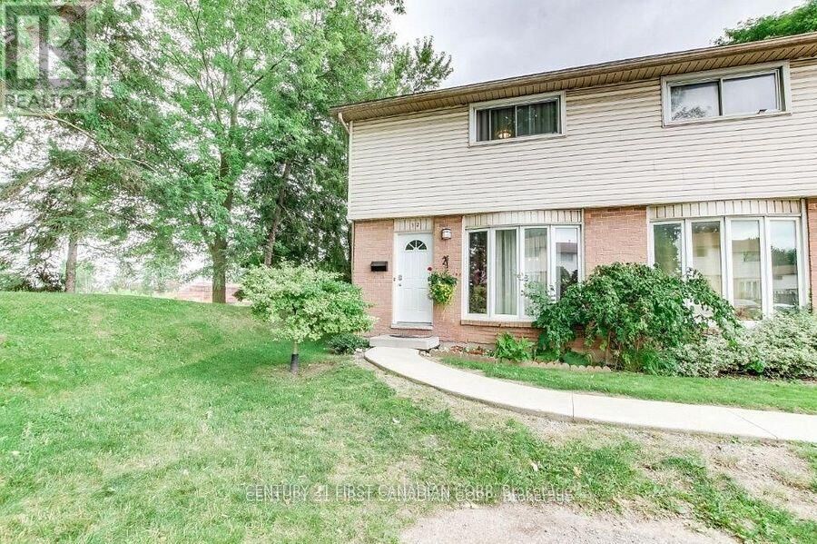 Property Photo:  700 Exeter Road 32  ON N6E 1L2 