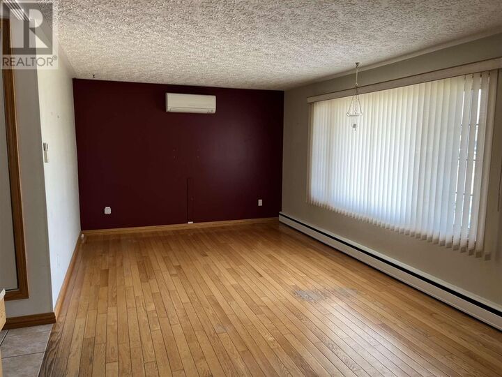 Property Photo: 277 McNabb St ON P6B 1Y7