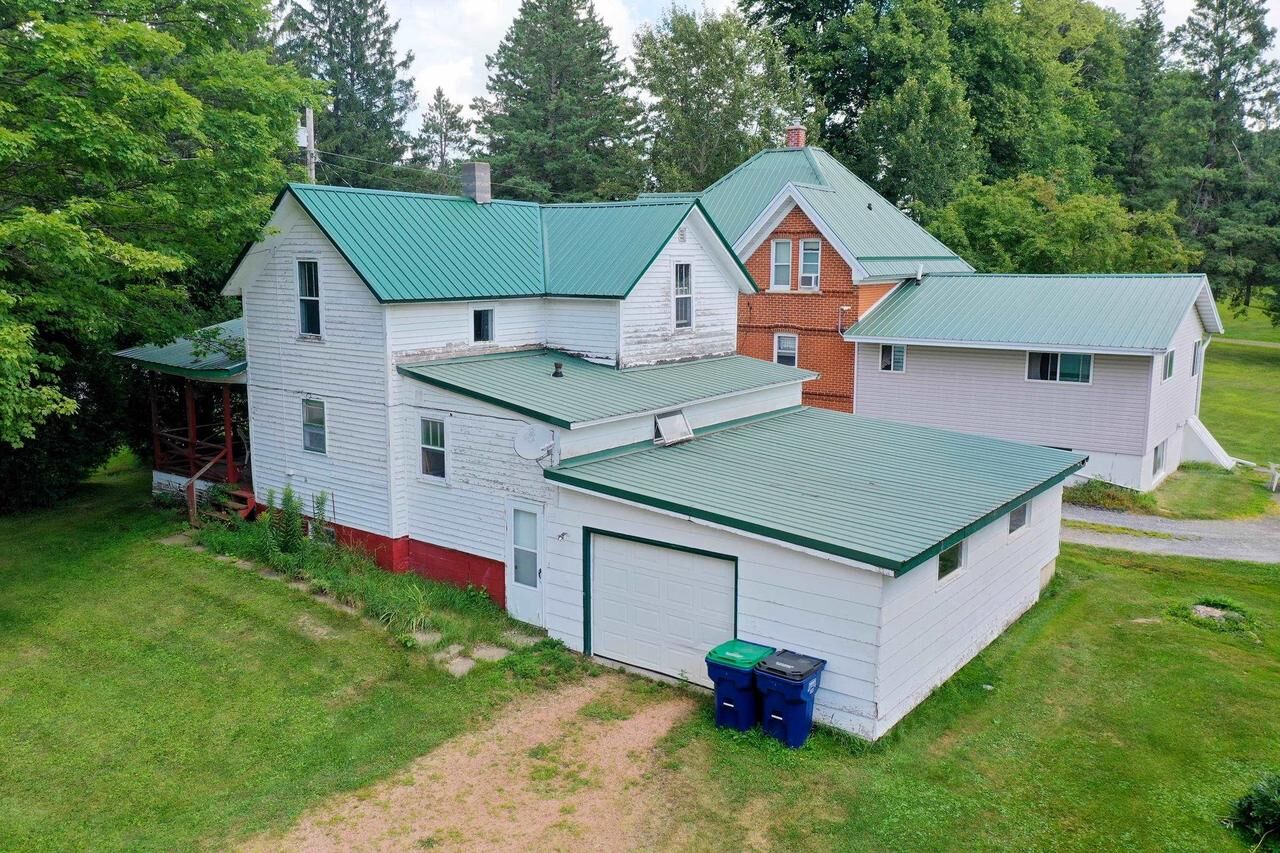 Property Photo: 201 East Degner Street WI 54411