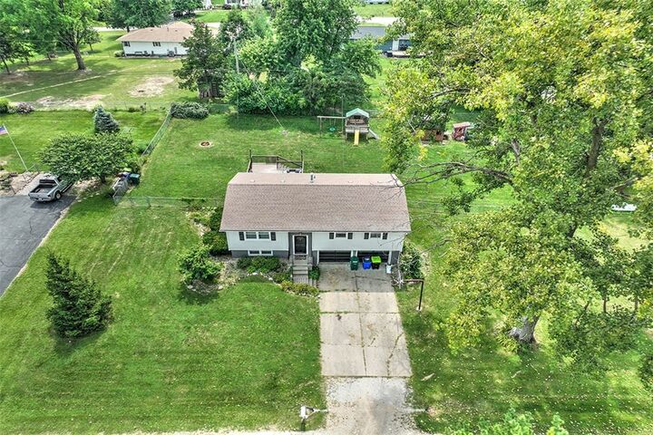 Property Photo: 1609 Moorwood Drive IL 62521