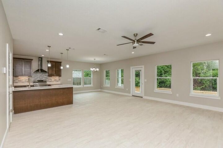 Property Photo: 4540 Hermosa Road FL 32539