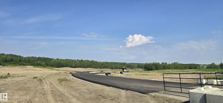 Property Photo:  54102 Range Road 274  AB T7X 3S4 