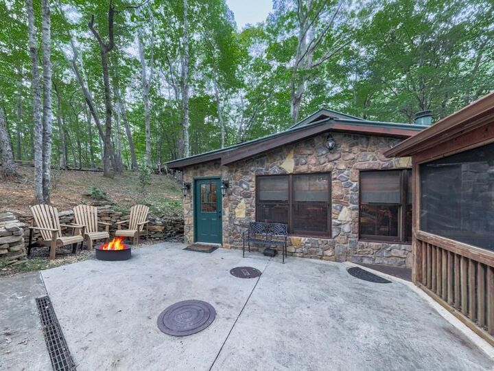 Property Photo:  189 Smith Hill Road  GA 30513 