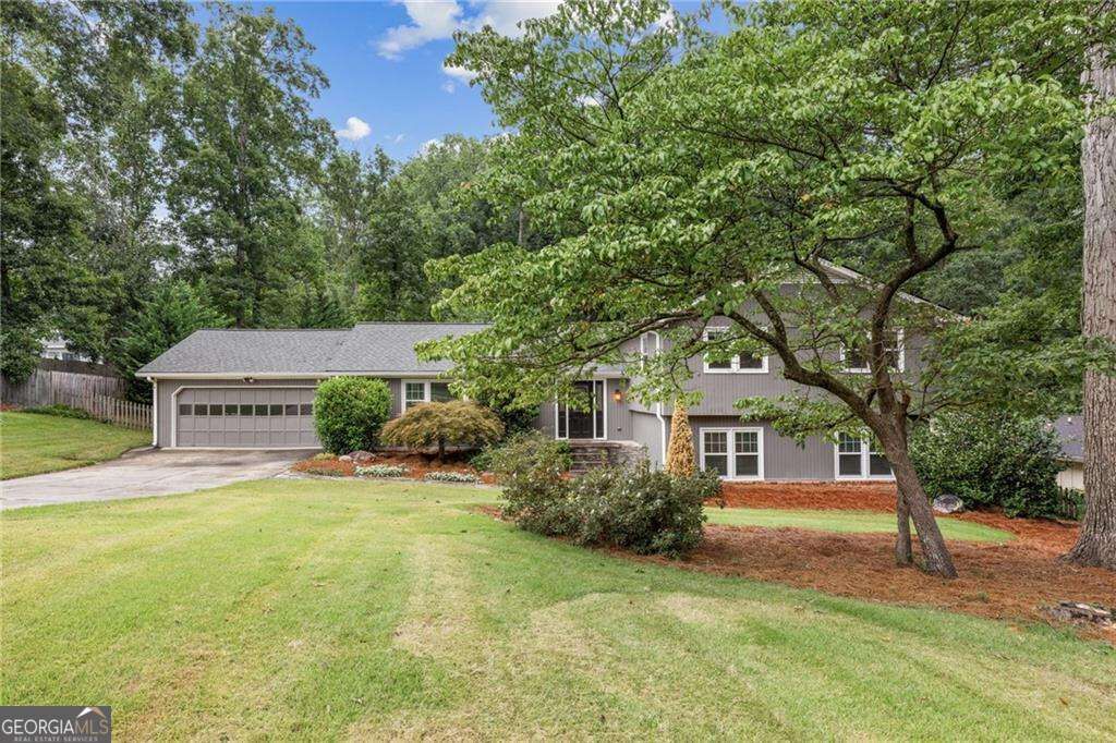 Property Photo:  1164 Fairfield Drive  GA 30068 
