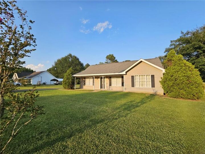 Property Photo:  104 Joy Lane  LA 71360 