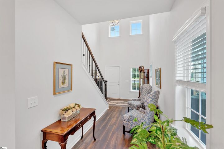 Property Photo: 207 Reseda Drive SC 29607