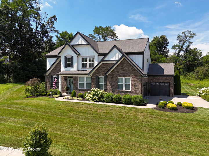 Property Photo:  2002 N Beckley Station Rd  KY 40245 