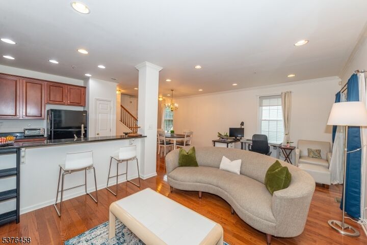 802 Donato Cir  Scotch Plains Twp. NJ 07076 photo